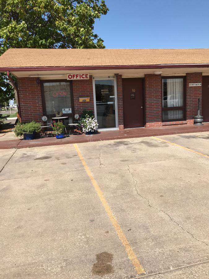 Blue Spruce Motel North Platte Bagian luar foto