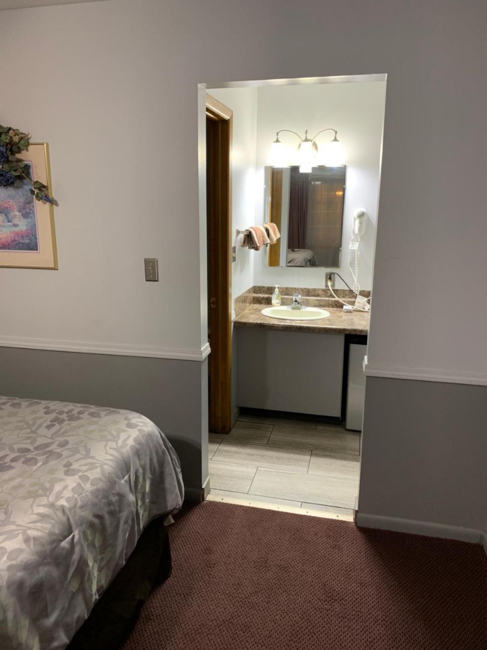 Blue Spruce Motel North Platte Bagian luar foto