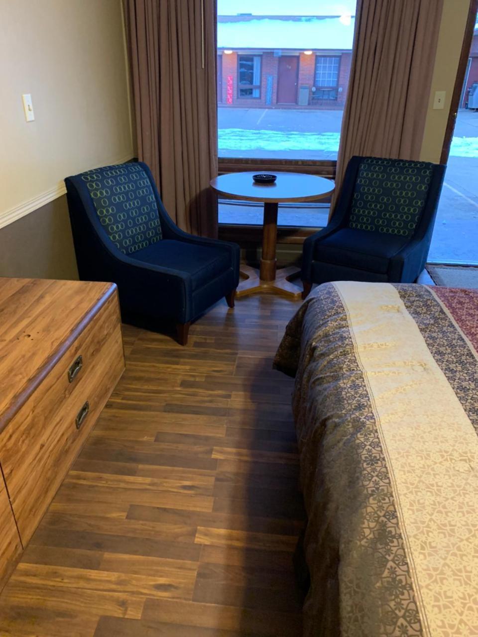 Blue Spruce Motel North Platte Bagian luar foto